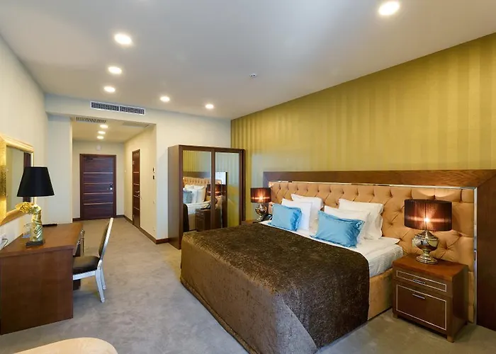 Hotel Maristella Marine 5*