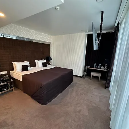 Hotel Maristella Marine 5*