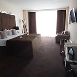 马里斯特拉海洋酒店